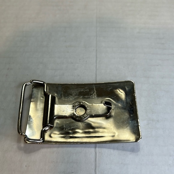 CHAMBERS BELT CO. VINTAGE SILVER-TONED ROAD RUNNER BELT BUCKLE - Picture 3 of 11